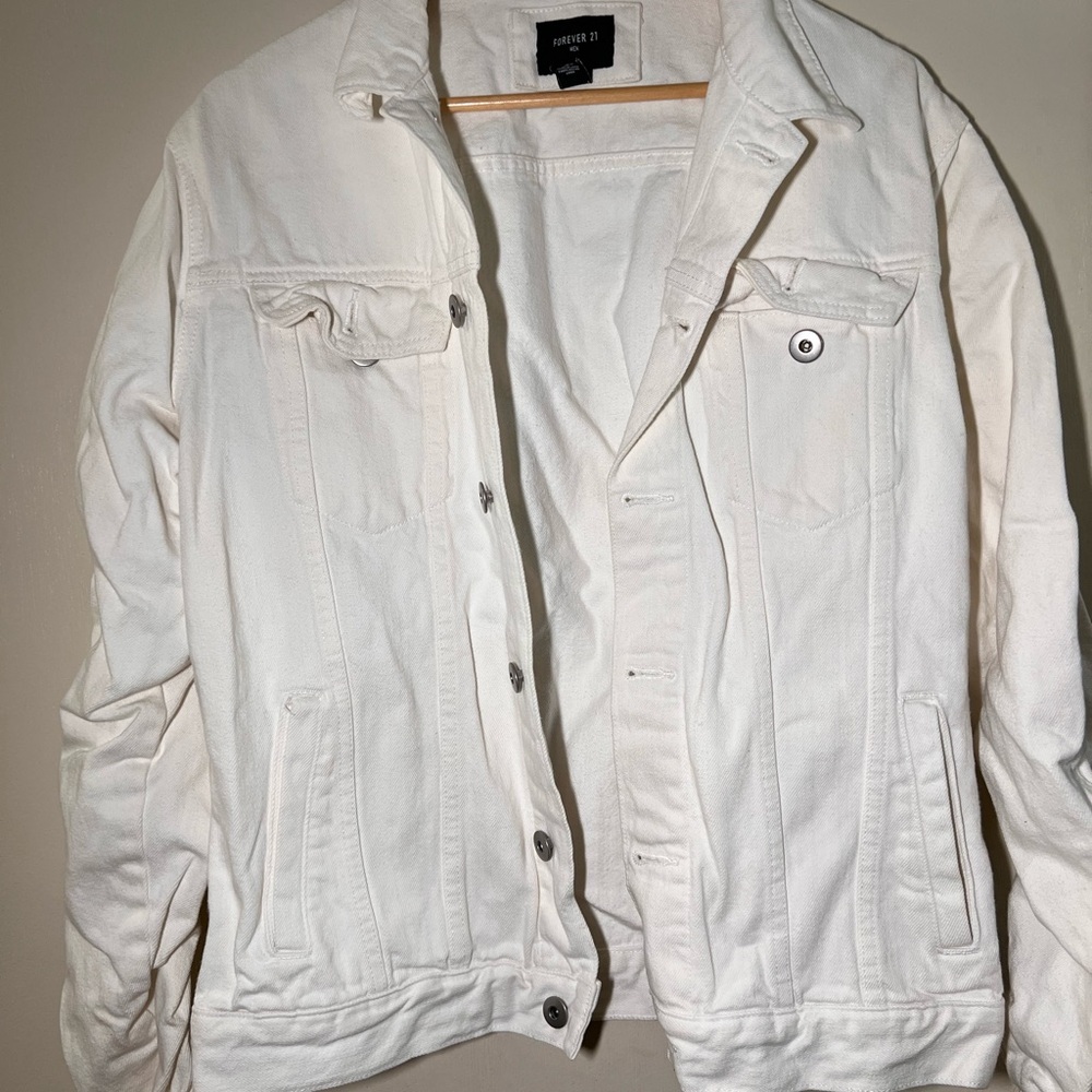 Men’s Forever 21 Off-White Jean Jacket – Size Small (Runs Big)